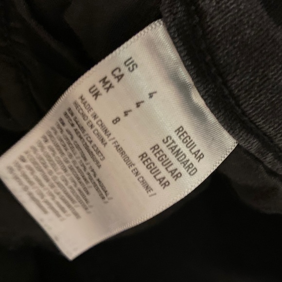 RIPPED BLACK JEANS - Picture 3 of 4